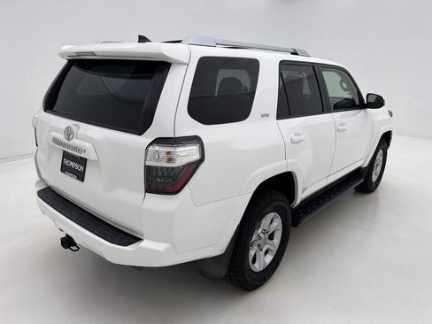 Used 2018 Toyota 4Runner SR5 Premium AWD/4WD image 7
