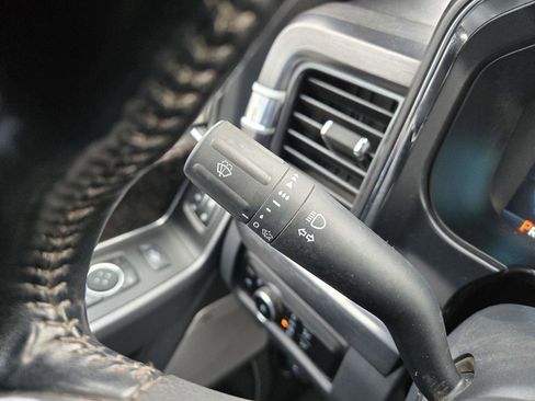 Used 2023 Ford F350 Lariat w/ Chrome Package image 21