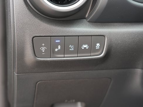 Used 2021 Hyundai Kona Ultimate FWD image 17