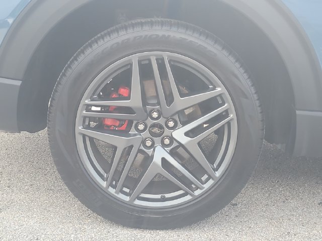 Used 2025 Ford Explorer ST w/ Sun And Sound Package RWD image 8
