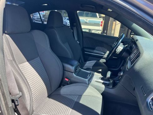 Used 2019 Dodge Charger R/T RWD image 35