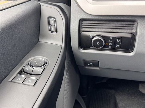 New 2025 Ford F350 XL w/ XL Chrome Package image 19