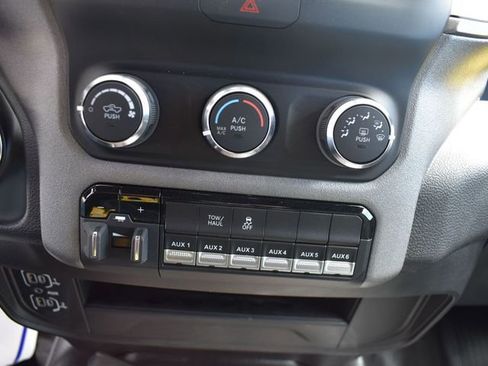 New 2024 RAM 3500 Tradesman w/ Chrome Appearance Group image 24