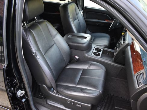 Used 2009 GMC Sierra 1500 SLT w/ Suspension Package, Off-Road image 20