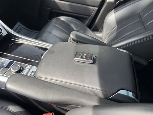 Used 2019 Land Rover Range Rover Sport HSE Dynamic AWD/4WD image 45