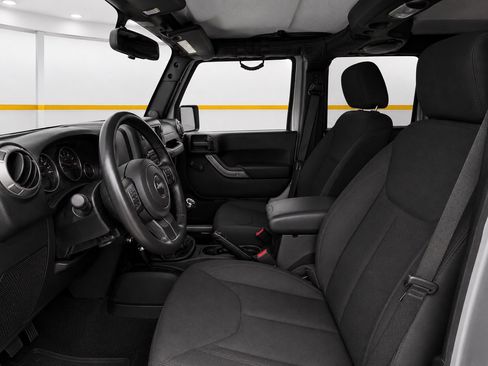 Used 2014 Jeep Wrangler Unlimited Sport AWD/4WD image 14