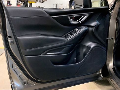 Used 2019 Subaru Forester Premium w/ All-Weather Package image 22