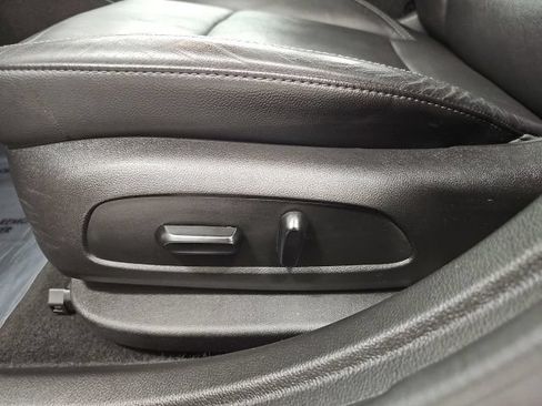 Used 2017 Chevrolet Cruze Premier FWD image 15