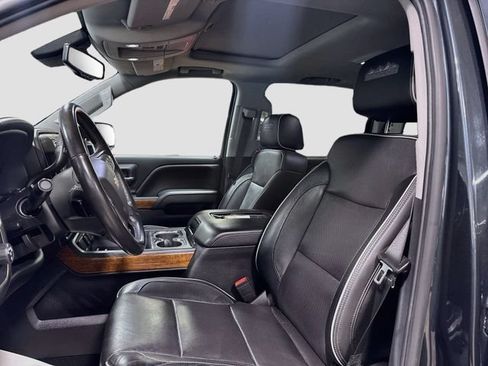Used 2018 Chevrolet Silverado 1500 High Country AWD/4WD image 19