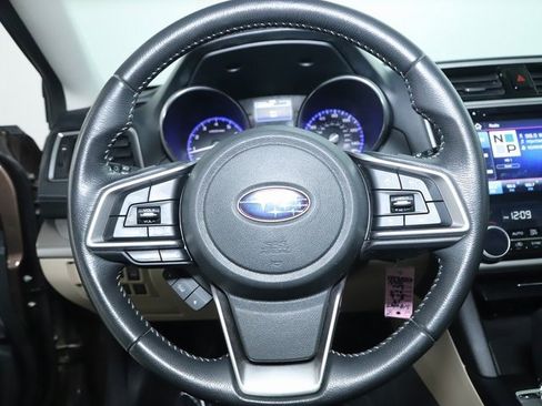 Used 2019 Subaru Outback 2.5i Premium image 21