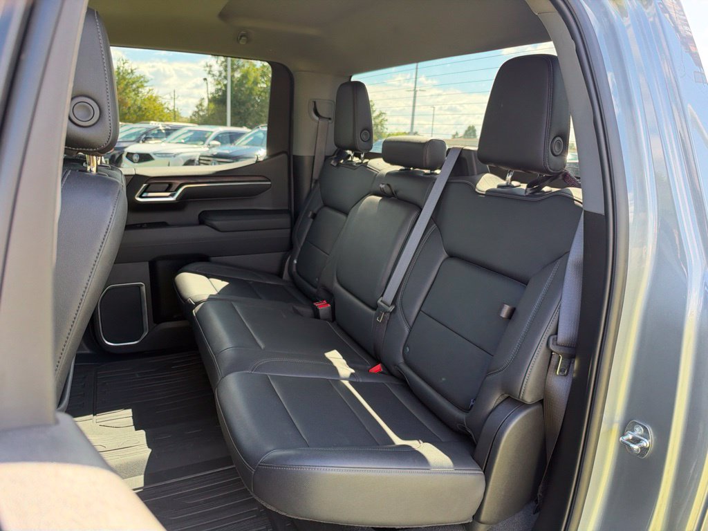 Used 2024 GMC Sierra 1500 SLT RWD image 23