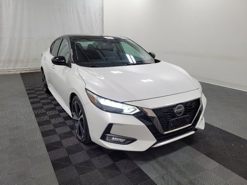 Used 2021 Nissan Sentra SR FWD image 13