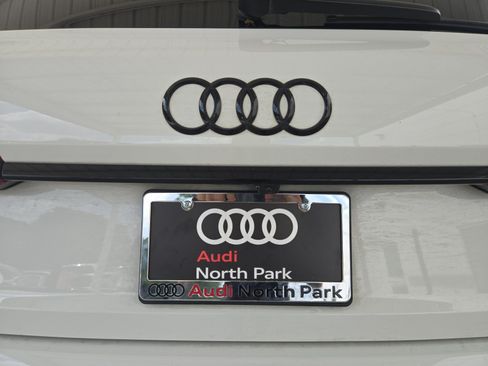 Used 2023 Audi Q7 3.0T Prestige AWD/4WD image 19