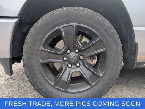 Used 2020 RAM 1500 Big Horn AWD/4WD image 9