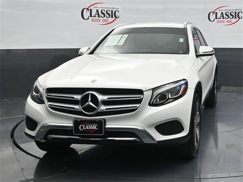 Used 2019 Mercedes-Benz GLC 300 image 4