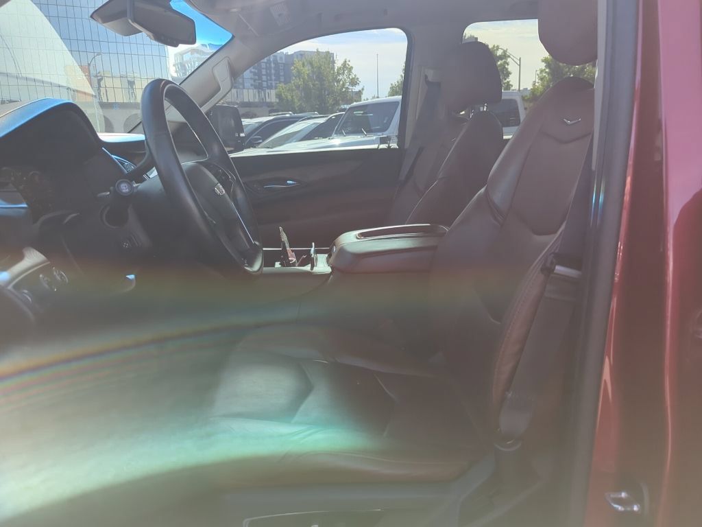 Used 2015 Cadillac Escalade Premium AWD/4WD image 11
