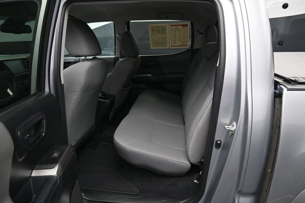 Certified 2020 Toyota Tacoma SR5 AWD/4WD image 26