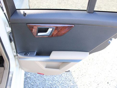 Used 2012 Mercedes-Benz GLK 350 GLK 350 4MATIC AWD 4dr SUV image 24