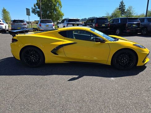 New 2025 Chevrolet Corvette Stingray Premium Cpe w/ Stealth Interior Trim Package image 7