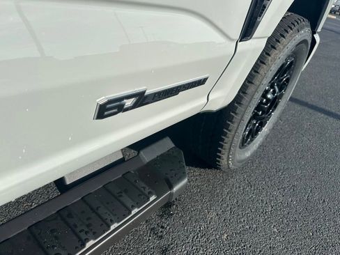 New 2025 Ford F350 Lariat w/ Lariat Ultimate Package image 27