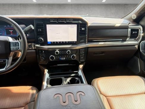 Used 2023 Ford F250 King Ranch w/ Chrome Package AWD/4WD image 3