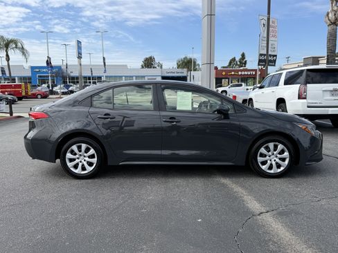 Used 2024 Toyota Corolla LE image 9