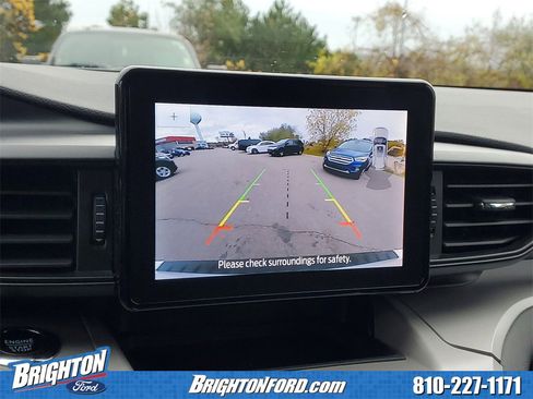 Used 2024 Ford Explorer XLT image 24