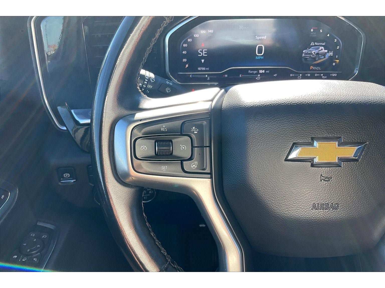 Used 2025 Chevrolet Silverado 3500 LTZ AWD/4WD image 20