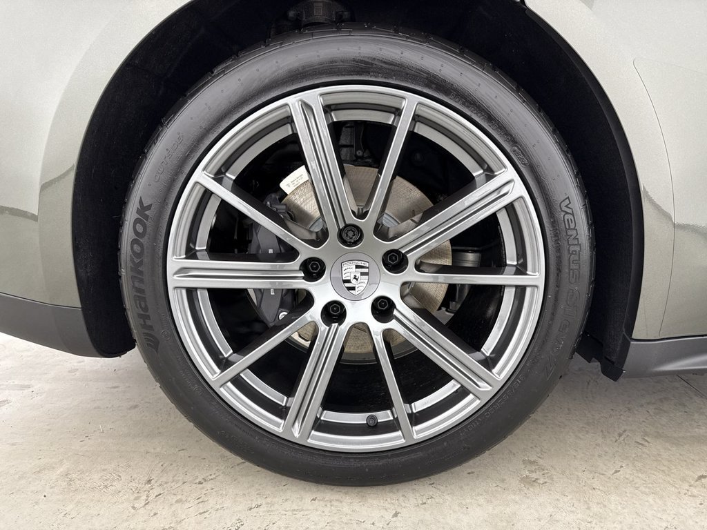 Certified 2026 Porsche Panamera 4 AWD/4WD image 16