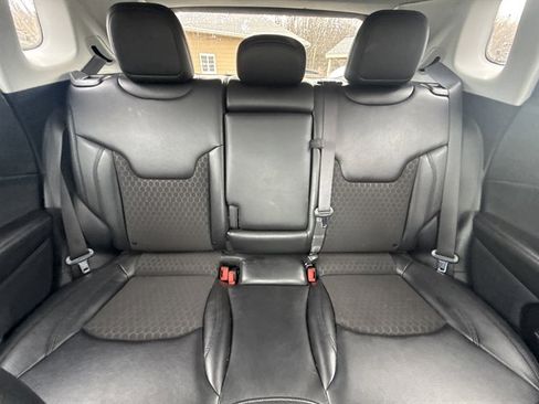 Used 2021 Jeep Compass Latitude FWD image 14