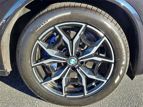 Used 2022 BMW X3 M40i image 8
