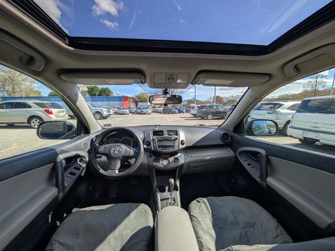 Used 2010 Toyota RAV4 Limited image 26