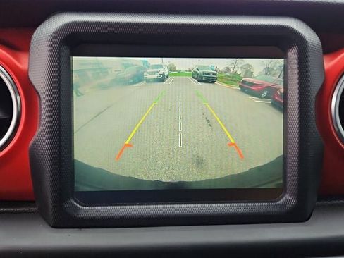 Used 2018 Jeep Wrangler Unlimited Rubicon image 26