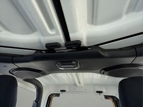 Used 2023 Jeep Wrangler Sport image 14