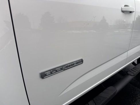 Used 2022 GMC Canyon Elevation w/ Trailering Package image 11