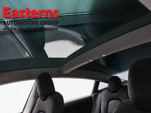 Used 2019 Tesla Model 3 Standard Range RWD image 27