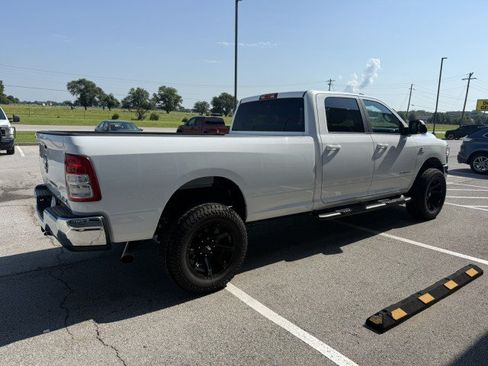 Used 2022 RAM 2500 Big Horn AWD/4WD image 2