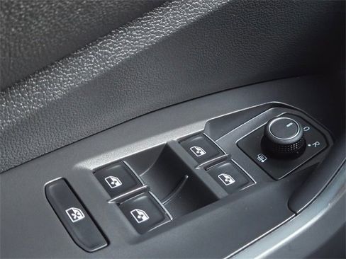 Used 2024 Volkswagen Jetta S image 29