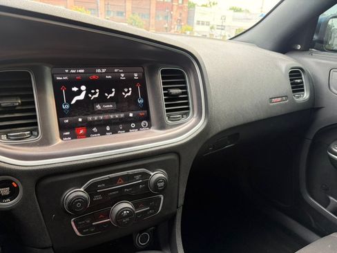 Used 2021 Dodge Charger Scat Pack RWD image 25