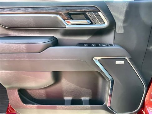 New 2026 GMC Sierra 2500 SLT image 23