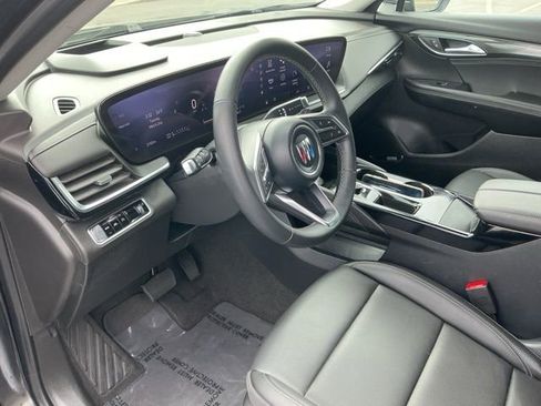 Used 2025 Buick Envision Preferred AWD/4WD image 17