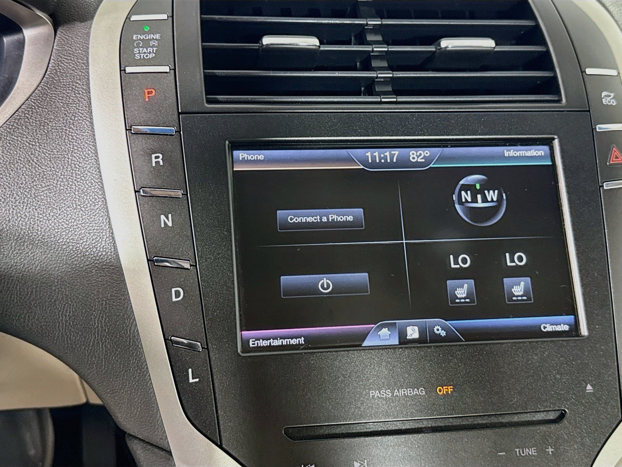 Used 2016 Lincoln MKZ Hybrid w/ Equipment Group 500A Select FWD image 19