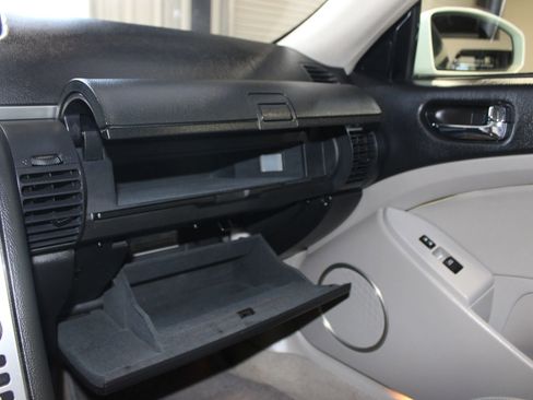 Used 2007 INFINITI G35 Coupe w/ Premium Pkg RWD image 17