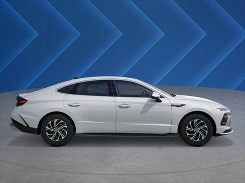 New 2026 Hyundai Sonata Blue image 7