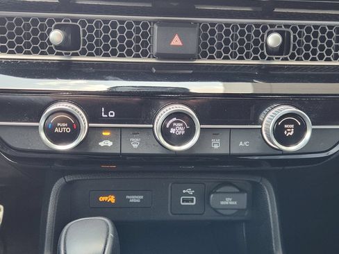 Used 2023 Honda Civic Sport image 18