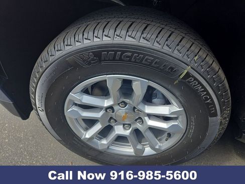 New 2026 Chevrolet Suburban LT w/ Comfort Package AWD/4WD image 37