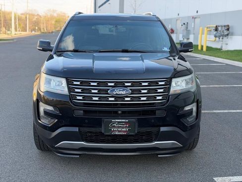 Used 2016 Ford Explorer Limited image 2