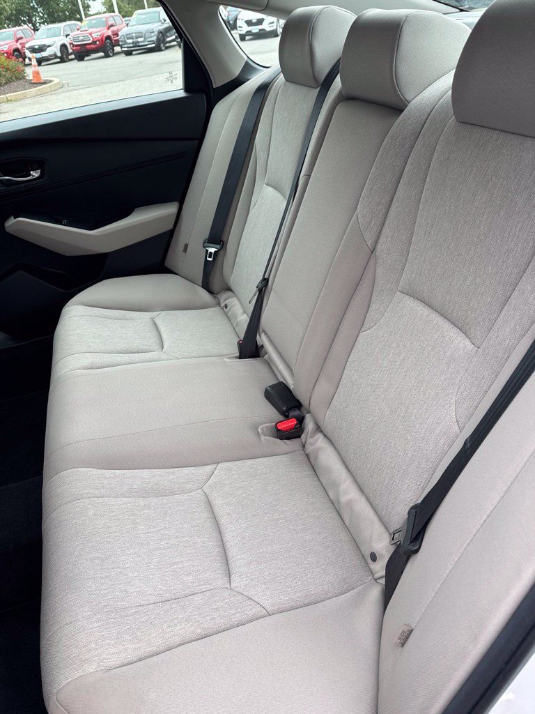 Used 2024 Honda Accord EX image 23