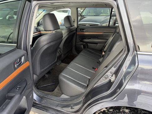 Used 2013 Subaru Outback 2.5i Limited image 12