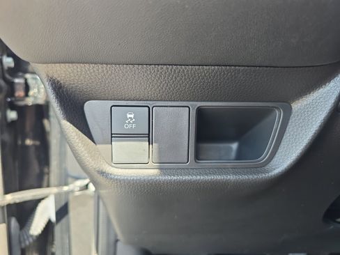 Certified 2023 Honda HR-V LX image 20